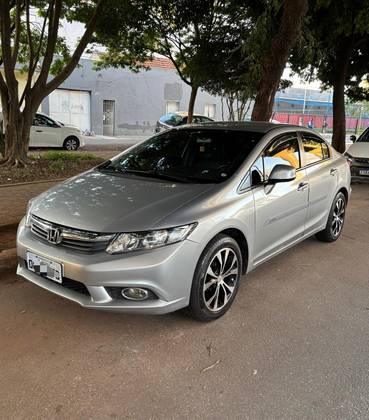 HONDA CIVIC 1.8 LXS 16V FLEX 4P MANUAL